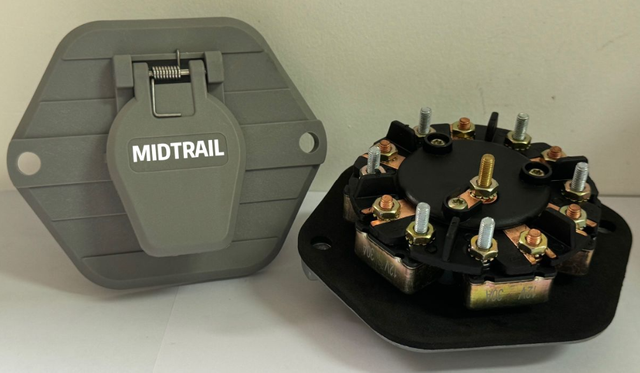 7 Way plastic Socket Breaker